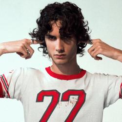 SOMBR - I BARELY KNOW HER